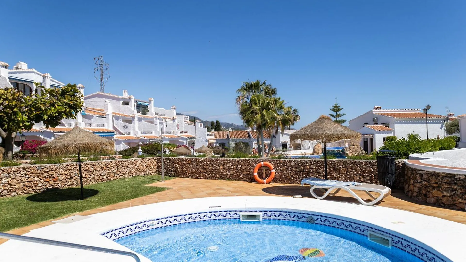 Capistrano Village, 2 Bedroom Nerja Apartmán